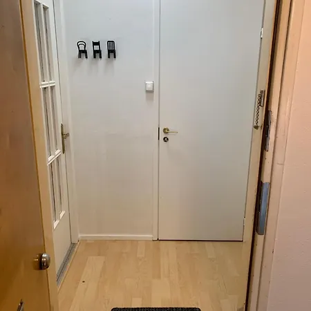 Smart Futuristic Studio In The Center Of Apartment